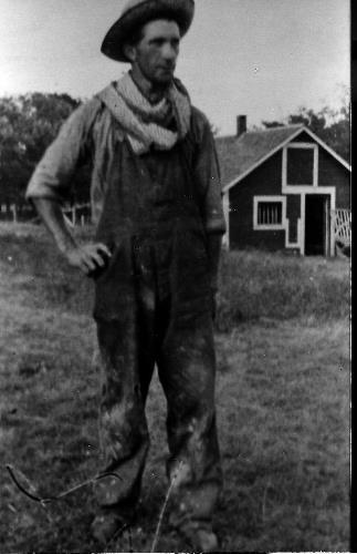 John and Agnes (Sinnen) Welter farm - circa unknown