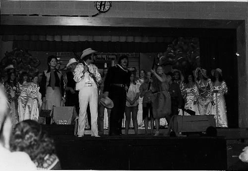 Chanhassen Civic Theatre "Annie Get  Your Gun"   1972