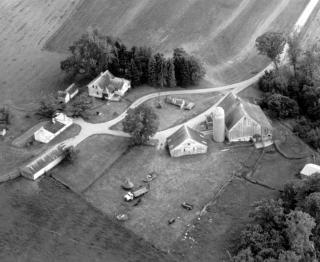 Aerial view of John Kerber's farm.  Circa 1989