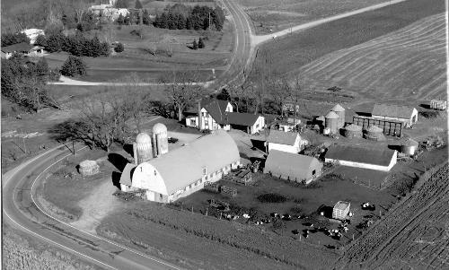 Thomas and Mary (Kerber Klingelhutz farm built late 1800's